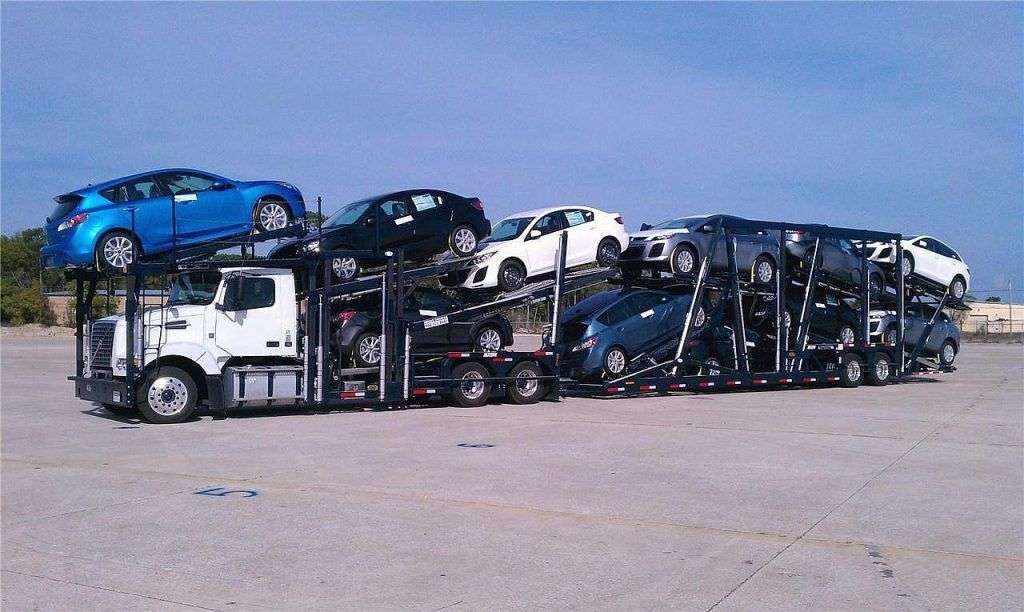 Whi might need auto transport services in Virginia?