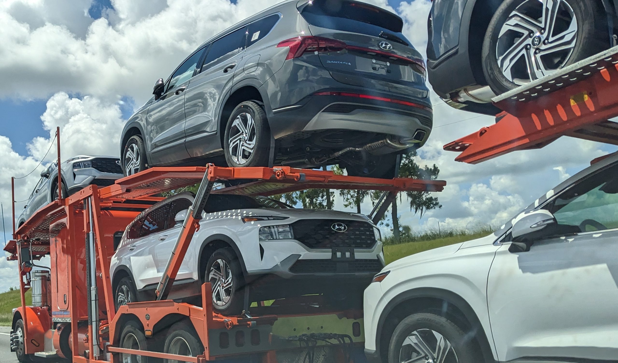 Get Auto Transport from Alberta CA to US - Transport Service